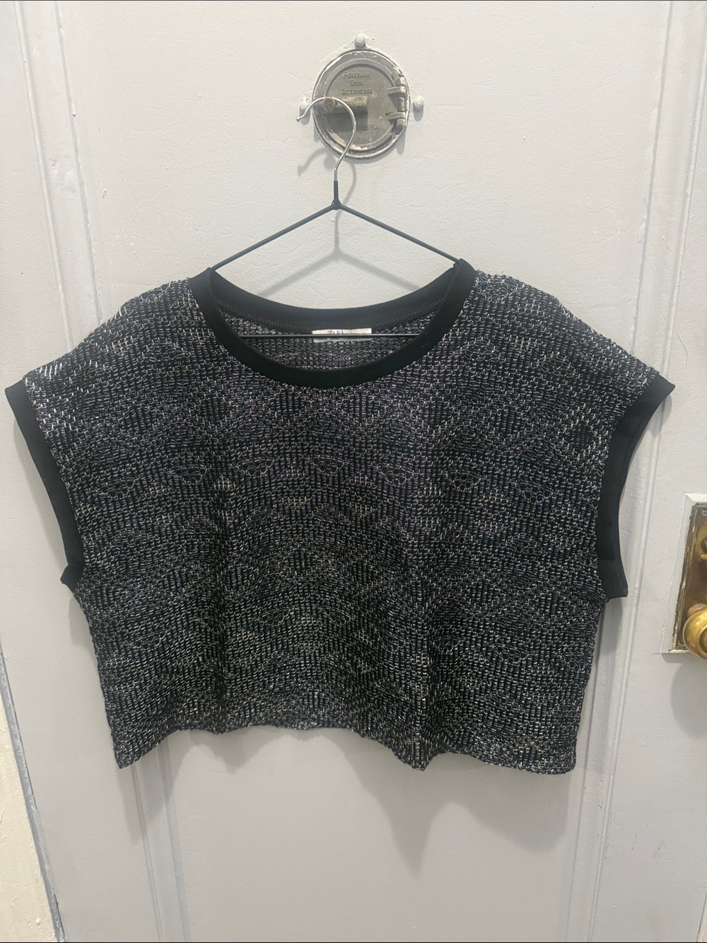 Zara Black & Silver Knit Cropped Top